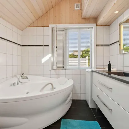 Casa de Férias Panoramic View And Denmarks Neksø